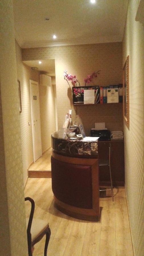 Acomodação com café da manhã  Trevi Qq Roma